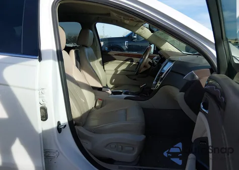 2015 Cadillac Srx Performance Collection z USA, uszkodzony, nr VIN 3GYFNCE30FS634470